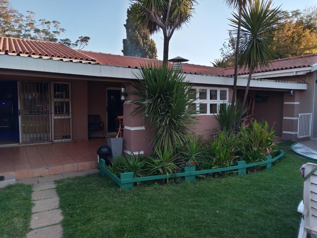 Dante Guest House Alberton Buitenkant foto